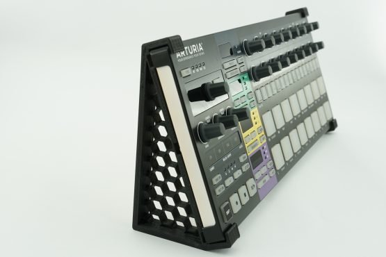 Soporte Beatstep Pro - Imagen 2