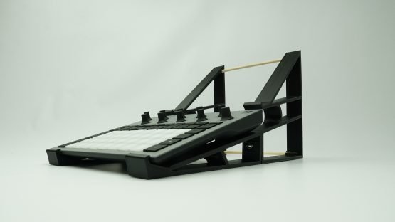 Soporte Novation Circuit MK2 Doble - Imagen 2