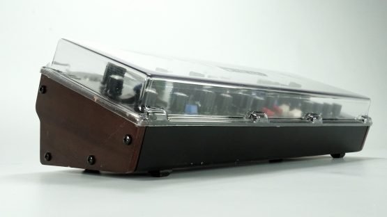 COVER PROTECTOR BEHRINGER Model-D / WASP / CAT - Imagen 9