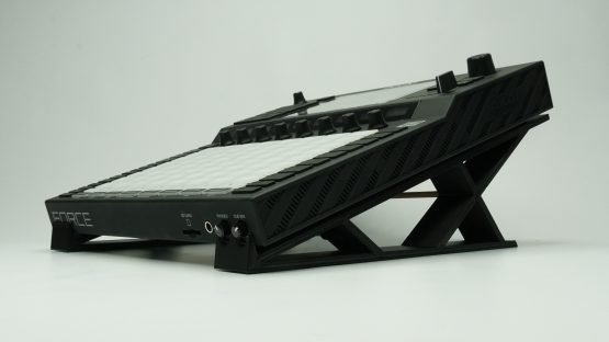 Soporte Akai Force